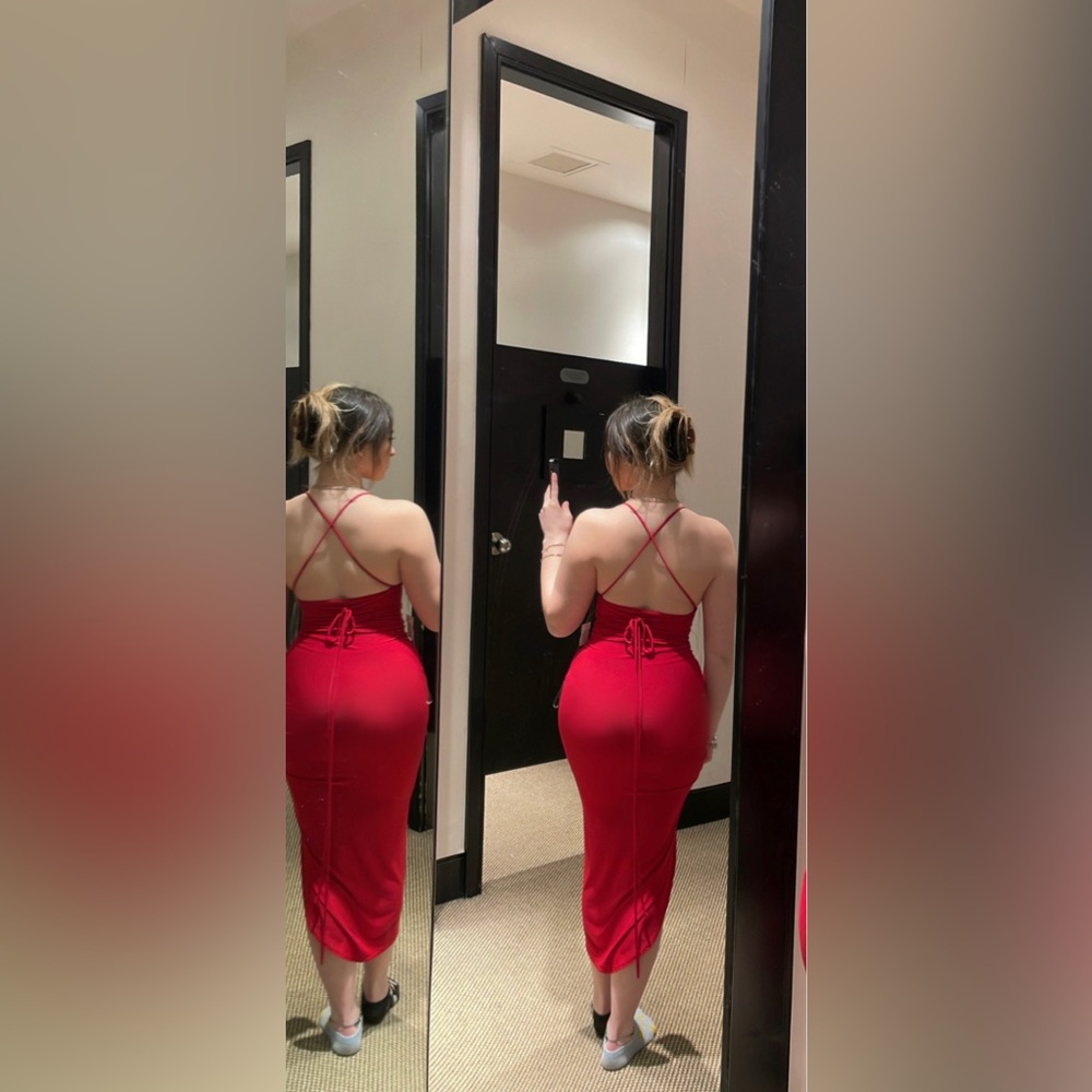 Sabor a dress size S beautiful red